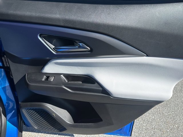 New 2025 Chevrolet Equinox EV LT w/ Convenience Package II image 25