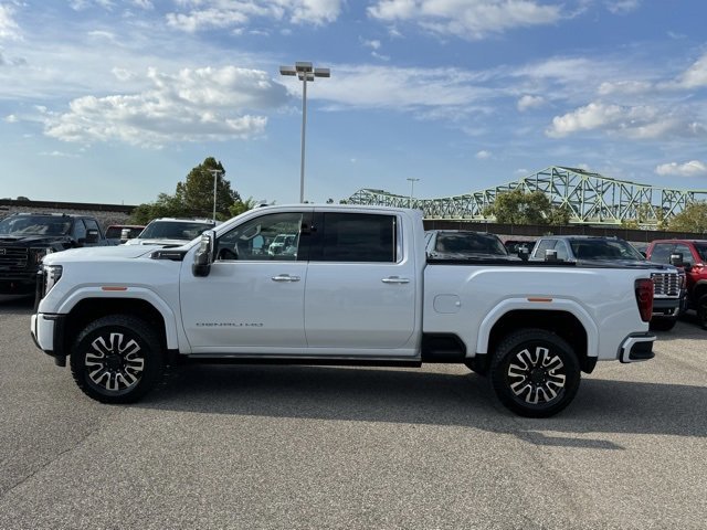 New 2026 GMC Sierra 2500 Denali Ultimate w/ Max Trailering Package image 2