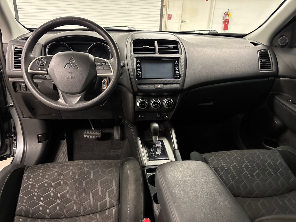 Used 2024 Mitsubishi Outlander Sport AWD image 25