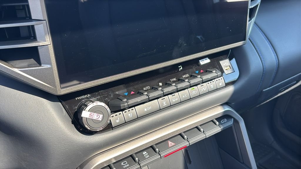 New 2026 Toyota Tundra Platinum AWD/4WD image 23