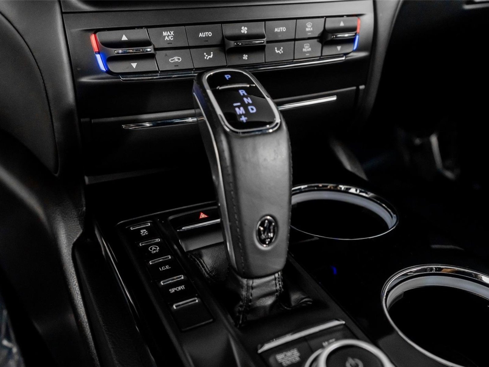 Used 2023 Maserati Ghibli Modena Q4 AWD/4WD image 41