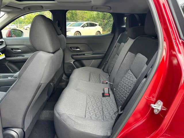 New 2025 Nissan Kicks SV w/ SV Premium Package AWD/4WD image 10