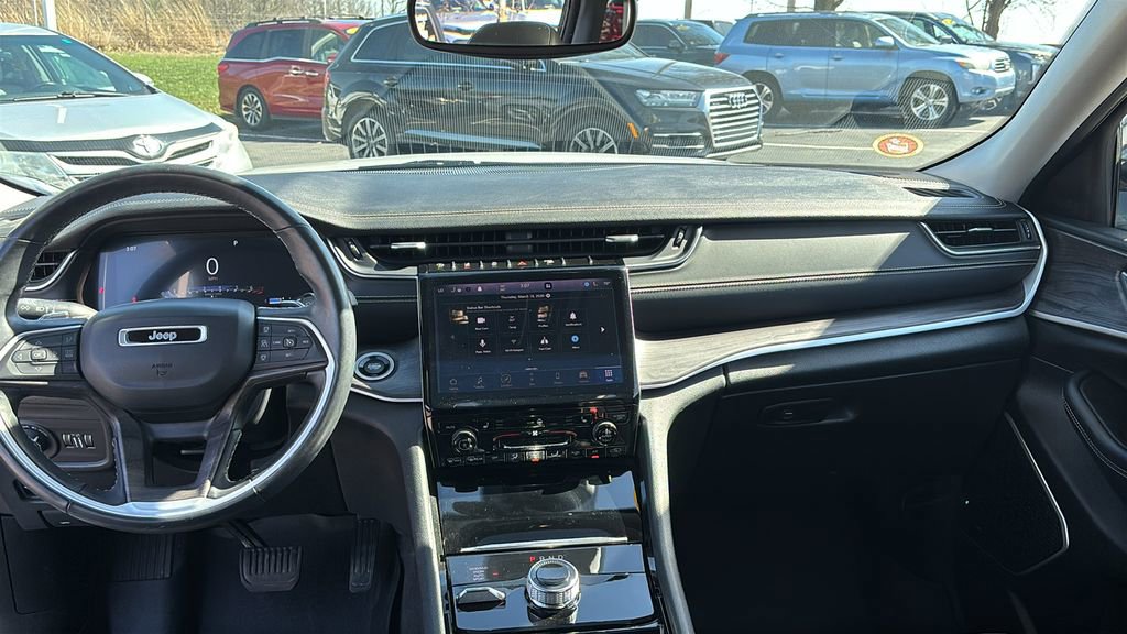 Used 2021 Jeep Grand Cherokee L Limited image 12