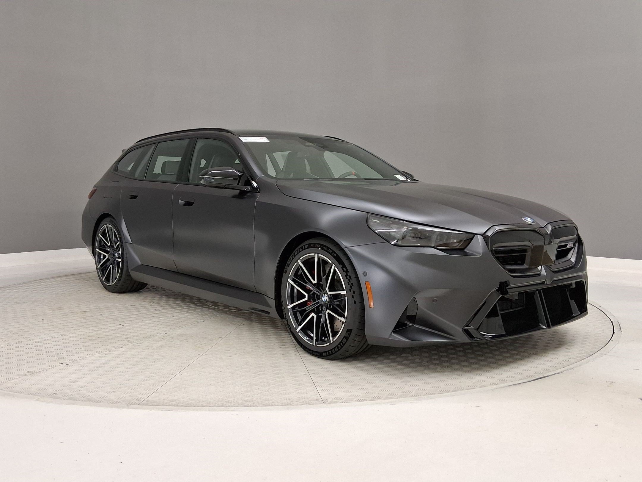 New 2027 BMW M5 Touring AWD/4WD image 5