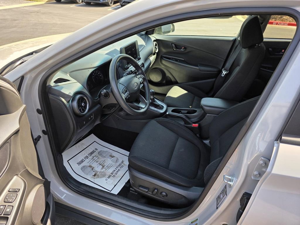 Used 2023 Hyundai Kona SEL image 23