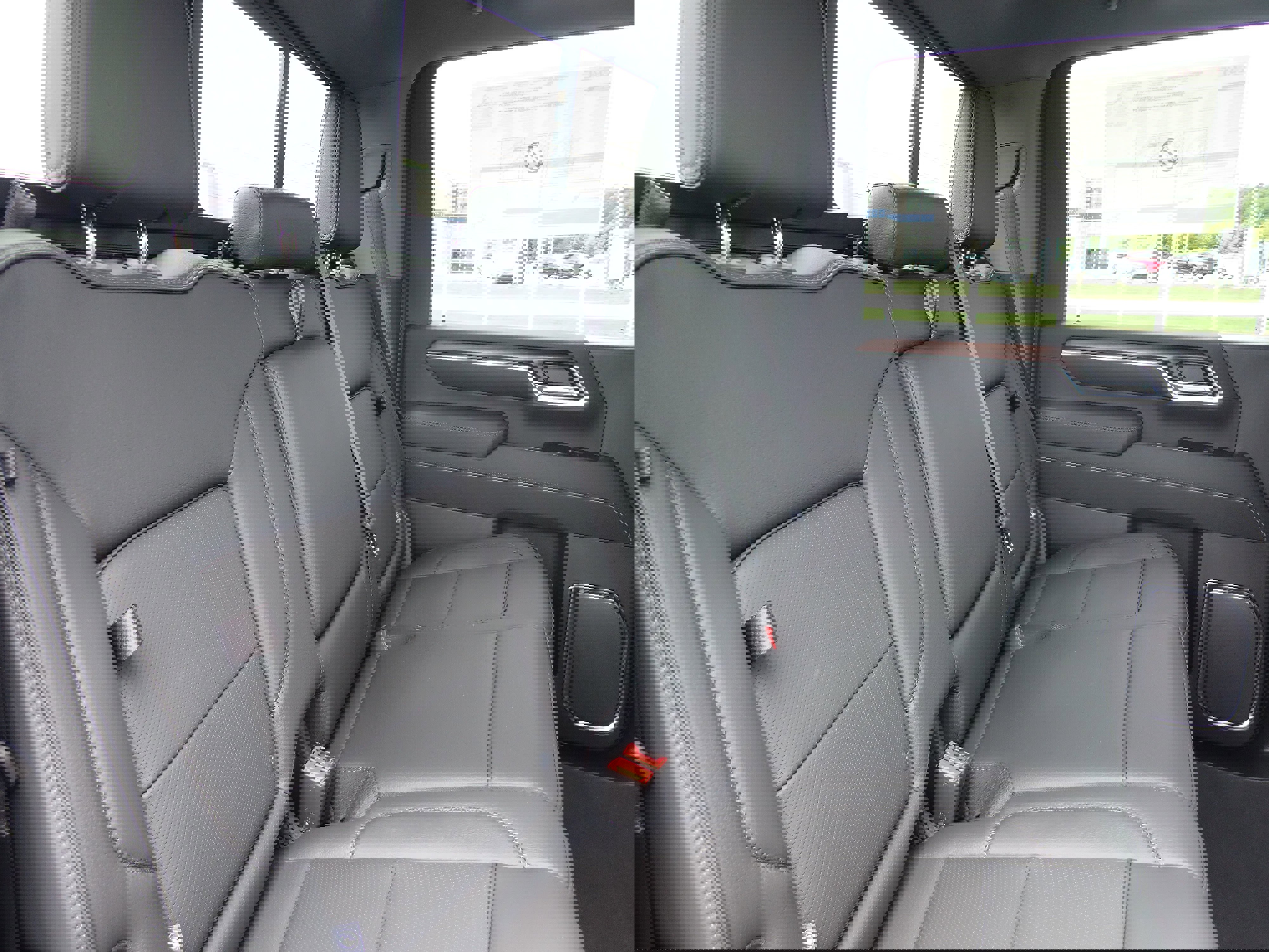 New 2026 GMC Sierra 3500 Denali w/ Denali Reserve Package image 13