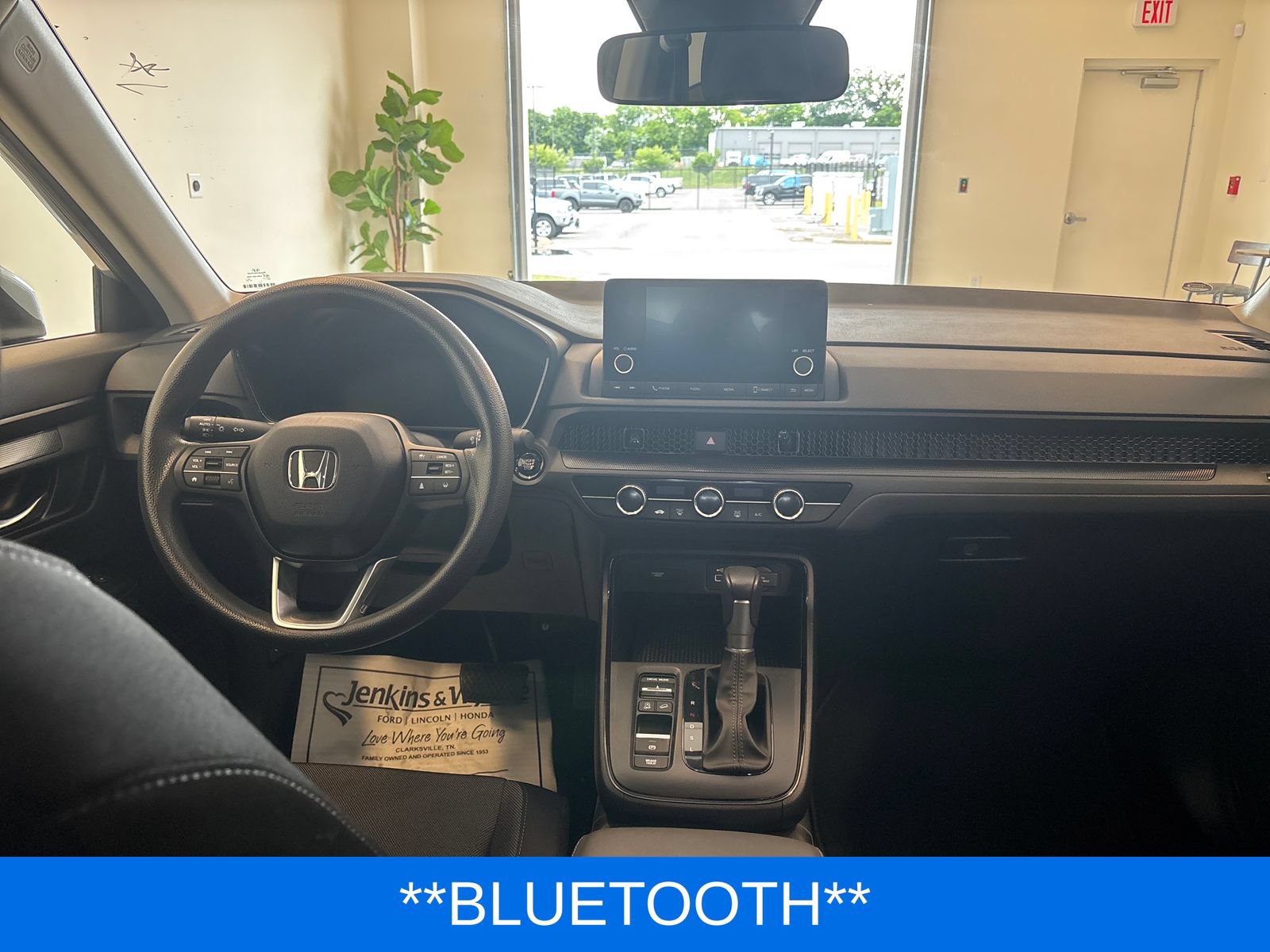 Used 2025 Honda CR-V LX image 8