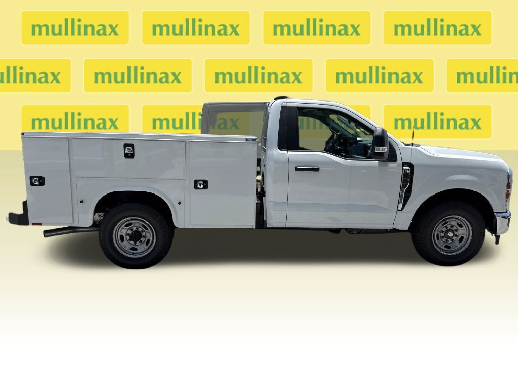 New 2026 Ford F250 XL w/ XL Chrome Package RWD image 15