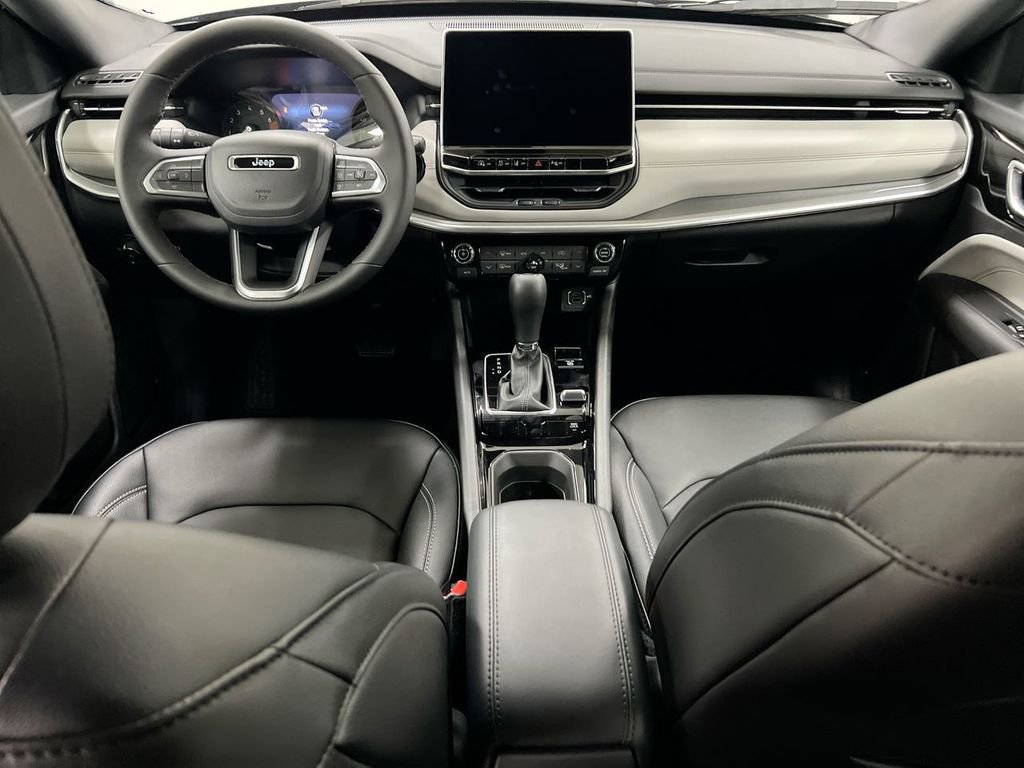 New 2026 Jeep Compass Limited image 10