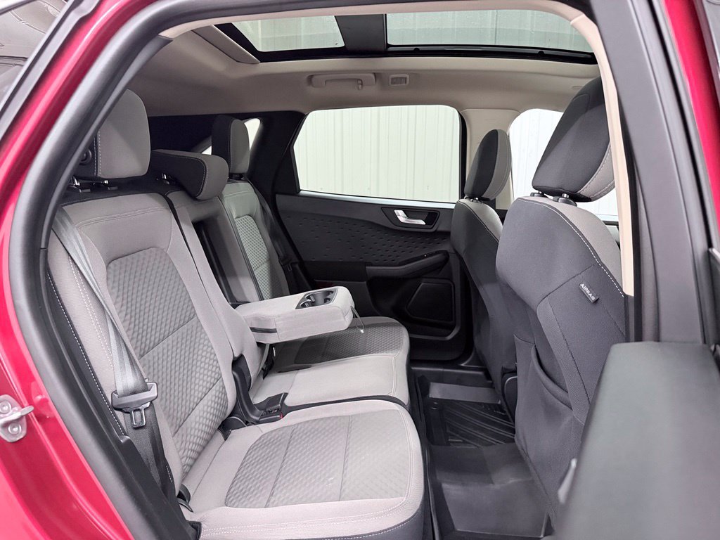 Used 2020 Ford Escape SE FWD image 40