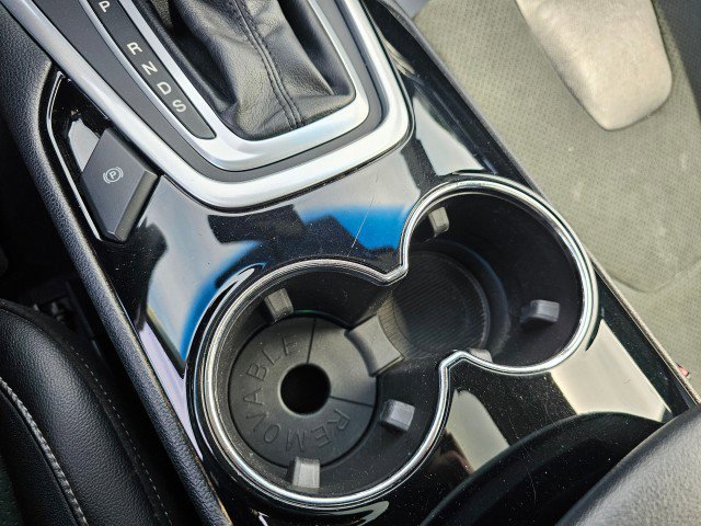 Used 2015 Ford Edge Sport image 34