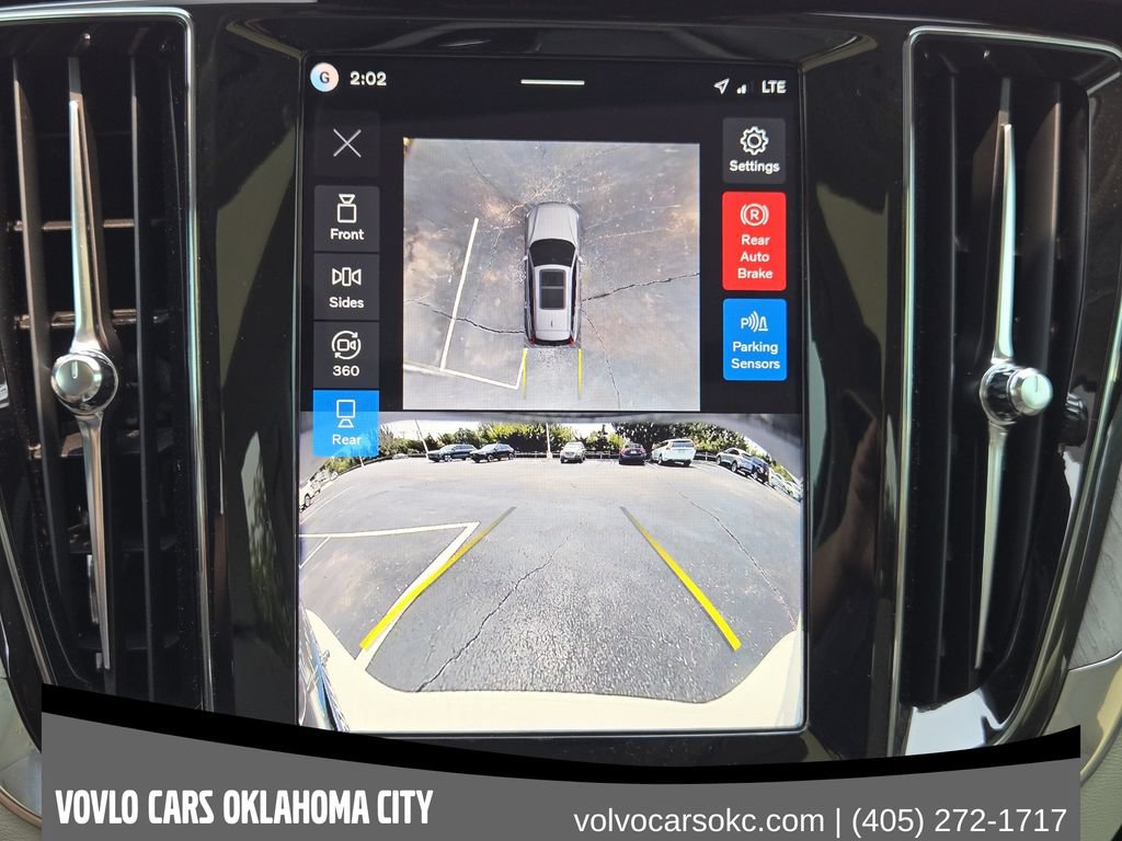 Certified 2026 Volvo V60 B5 Cross Country Plus w/ Climate Package AWD/4WD image 20