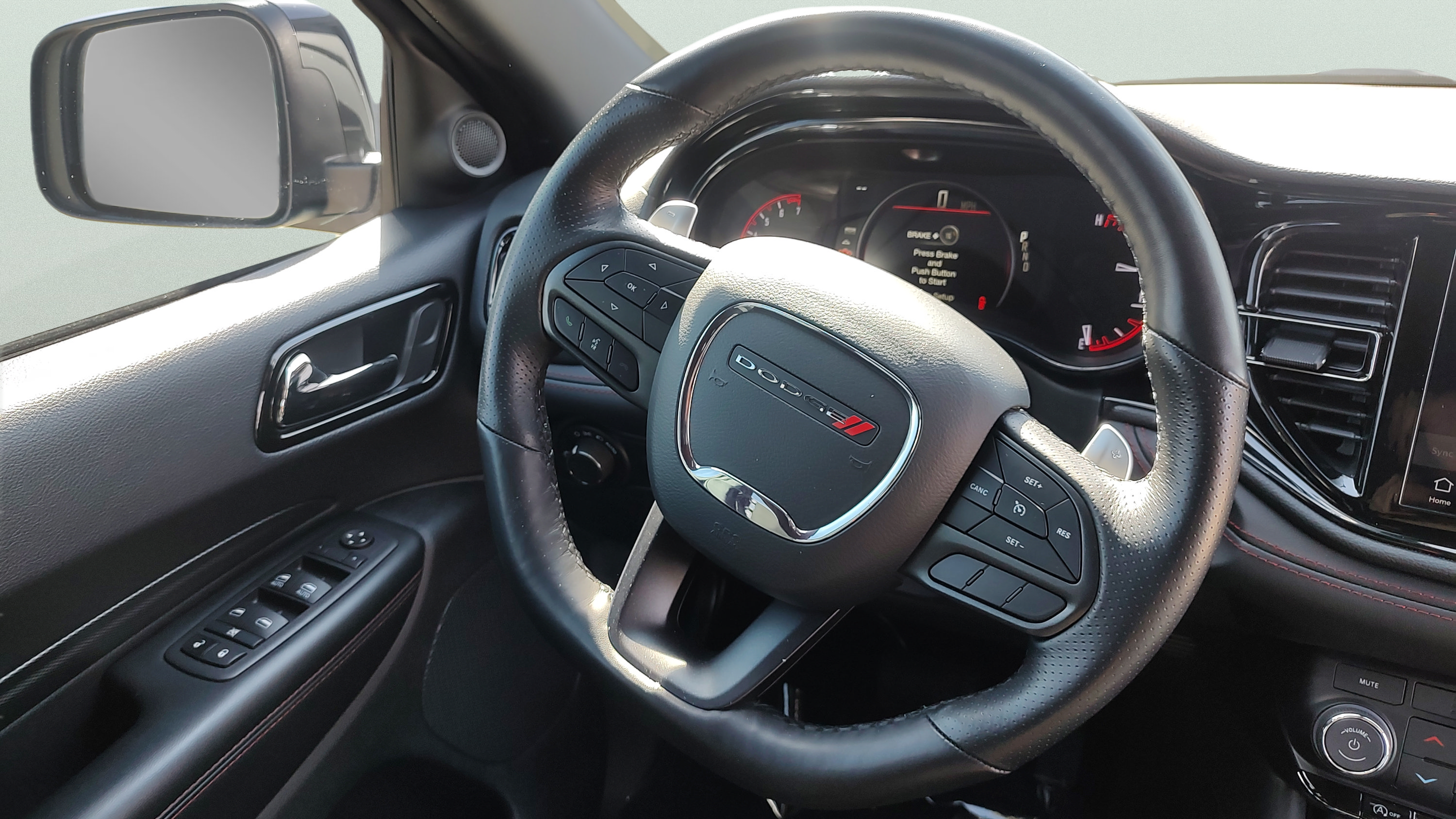 Used 2025 Dodge Durango GT w/ Blacktop Package AWD/4WD image 21