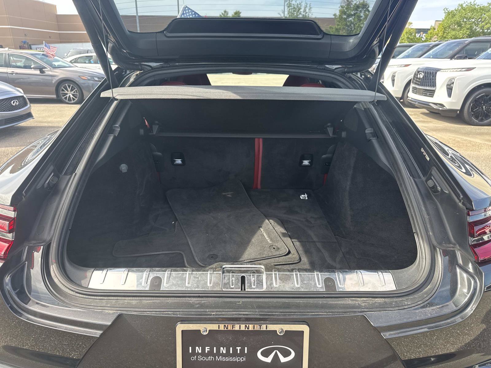 Used 2018 Porsche Panamera 4S AWD/4WD image 8