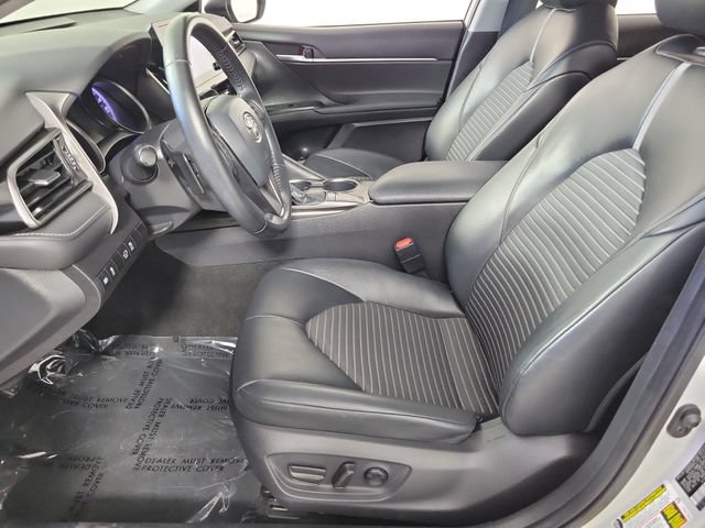 Used 2022 Toyota Camry SE FWD image 19