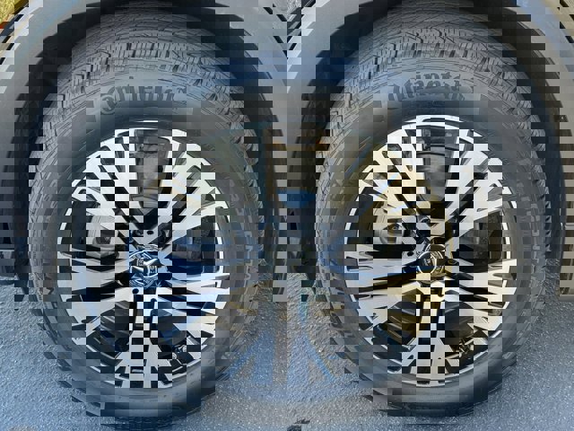 Used 2024 Mercedes-Benz GLB 250 4MATIC image 15