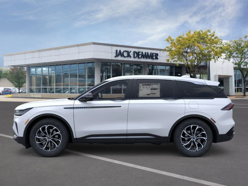 New 2026 Lincoln Nautilus Premier image 3