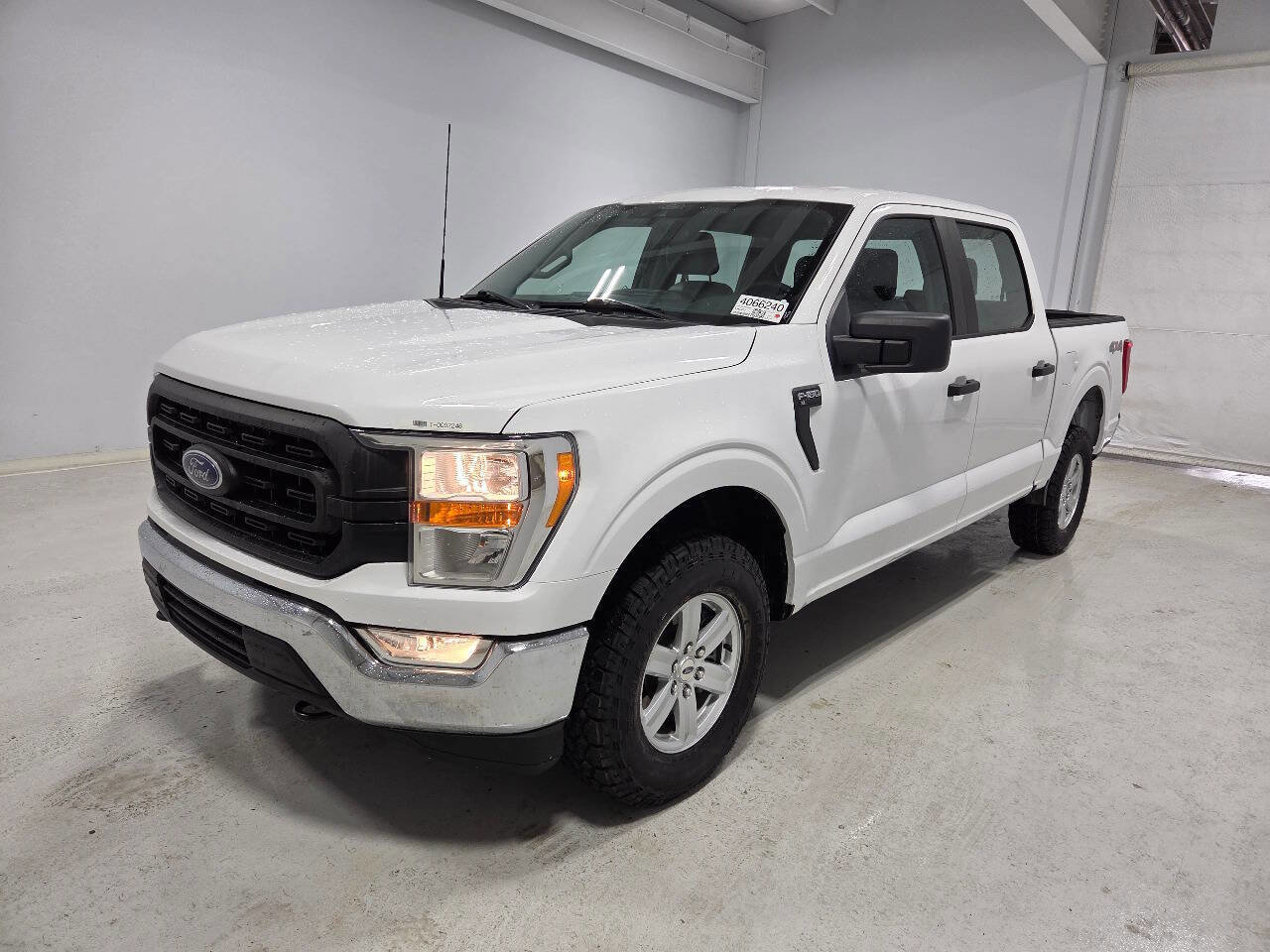 Used 2021 Ford F150 XL w/ Trailer Tow Package AWD/4WD image 3