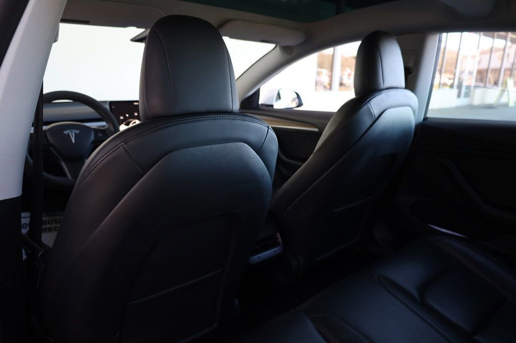Used 2023 Tesla Model 3 Standard Range image 17