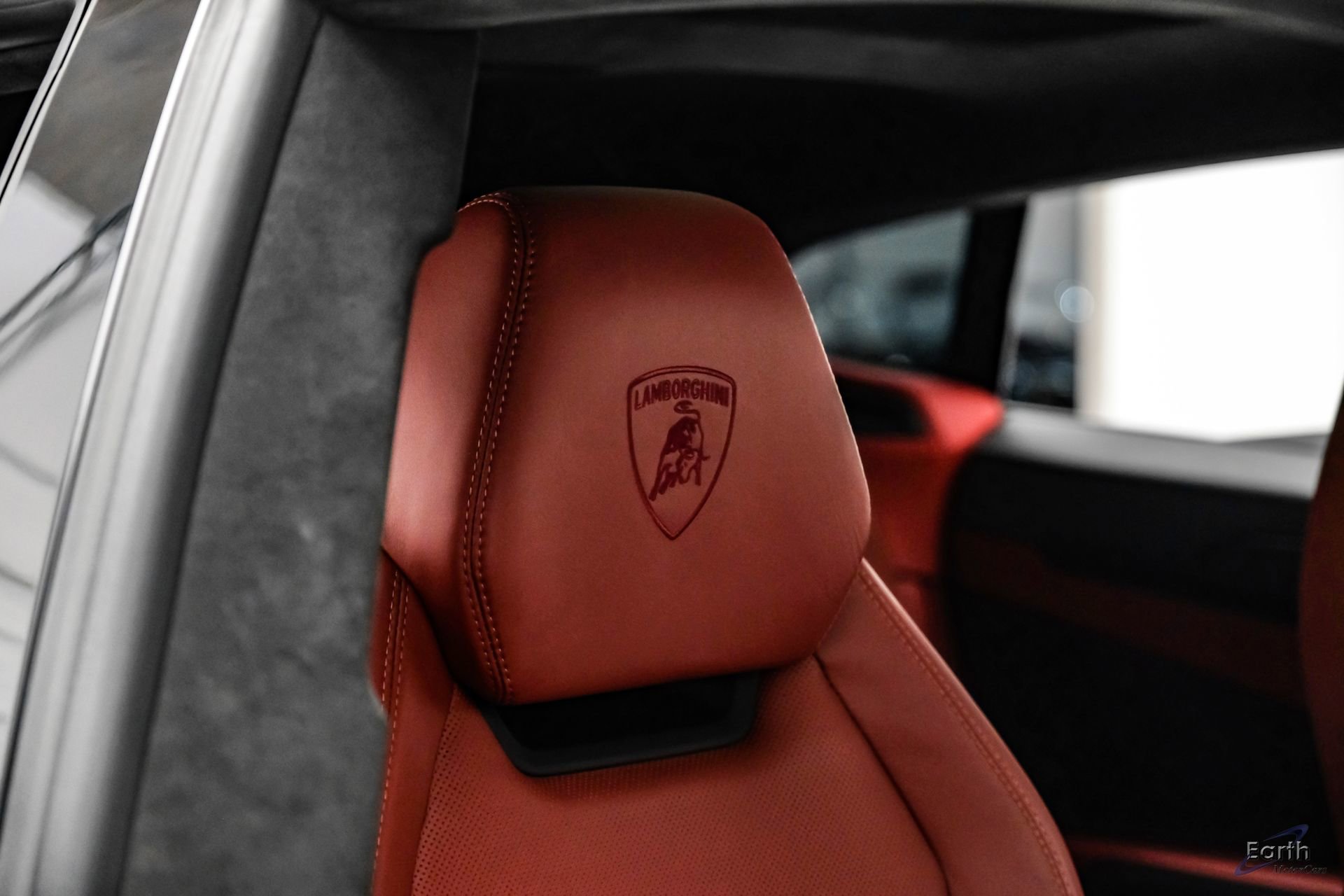 Used 2022 Lamborghini Urus AWD/4WD image 56
