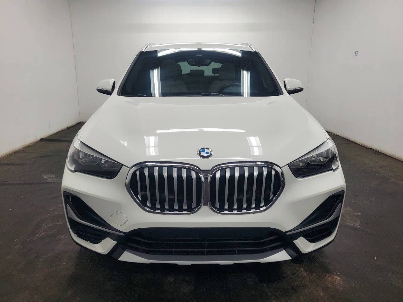 Used 2021 BMW X1 sDrive28i w/ Convenience Package image 2