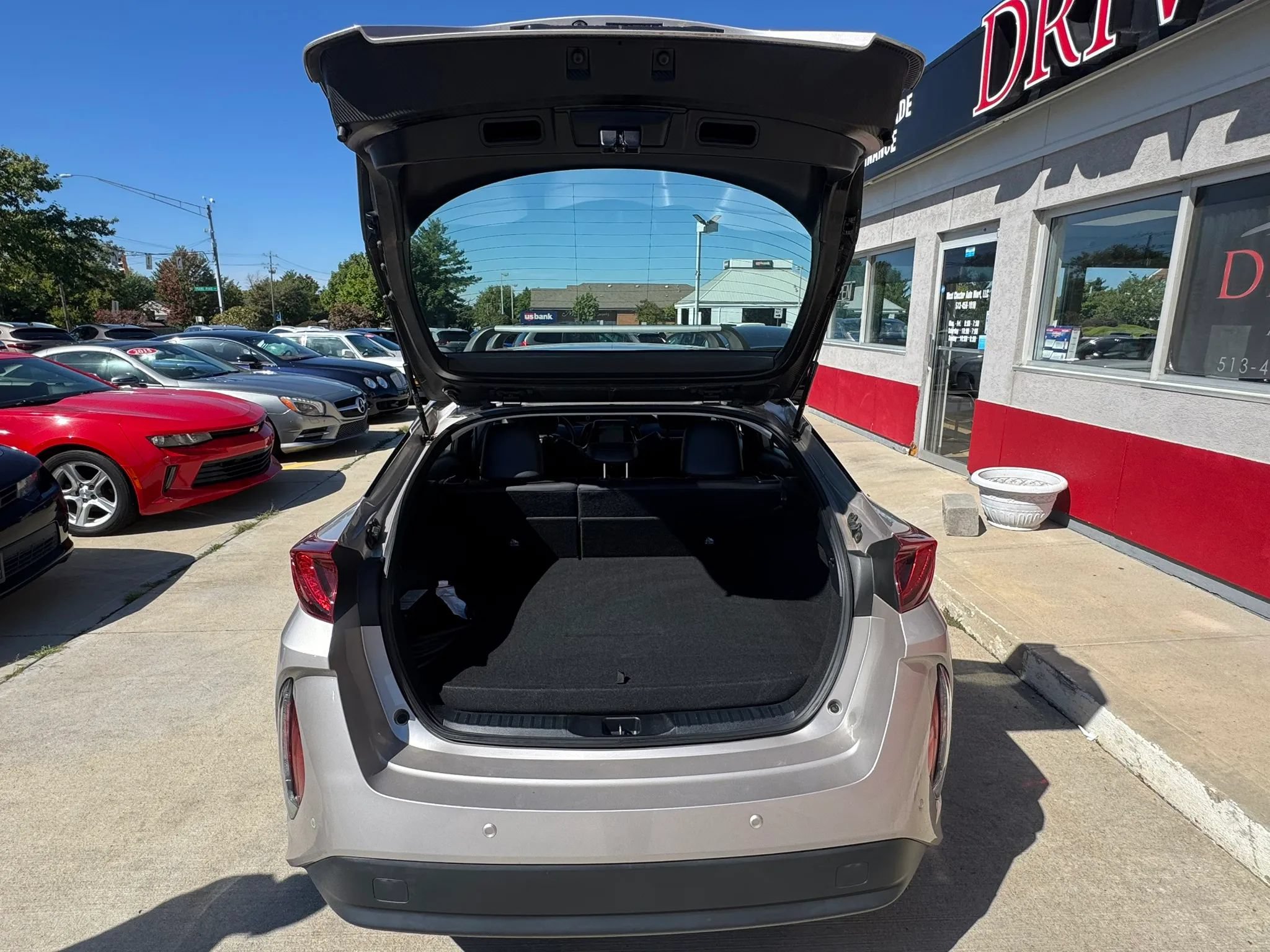 Used 2020 Toyota Prius Prime Limited FWD image 12