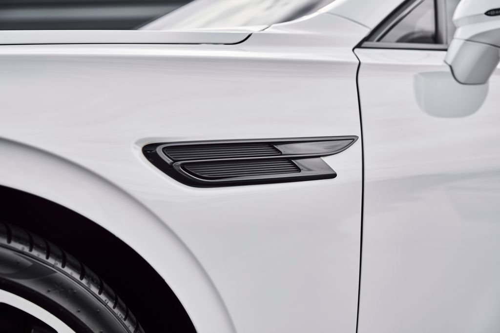 Used 2022 Bentley Flying Spur V8 AWD/4WD image 9