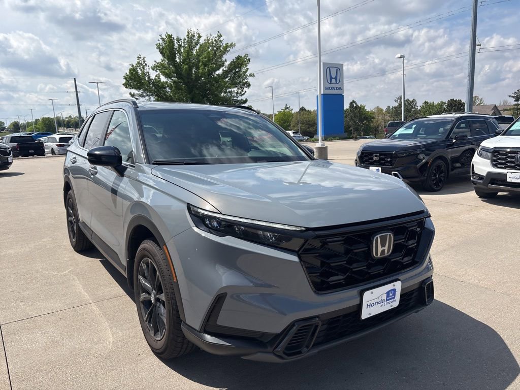 Certified 2025 Honda CR-V Sport image 3