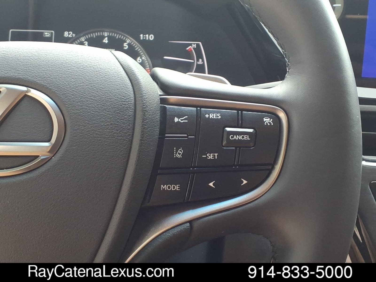 Certified 2024 Lexus ES 250 w/ Premium Package AWD/4WD image 16
