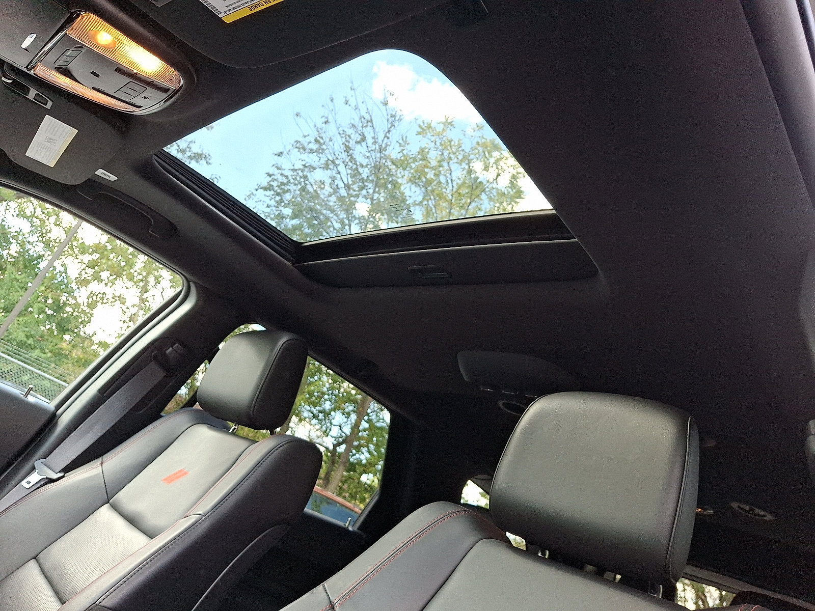 Certified 2024 Dodge Durango GT image 16