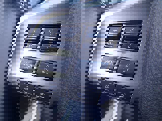 Used 2013 Subaru Outback 2.5i Limited image 18