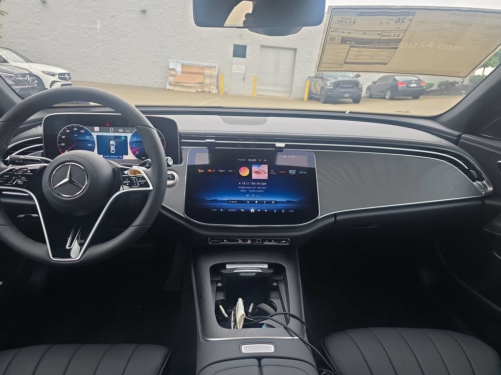 New 2026 Mercedes-Benz E 450 4MATIC Sedan image 12