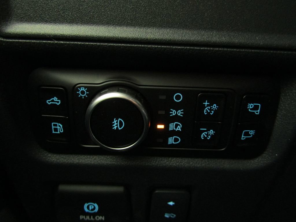 New 2025 Ford F150 Lariat w/ Equipment Group 502A High image 21