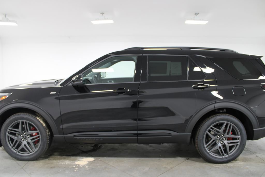 New 2026 Ford Explorer ST-Line AWD/4WD image 5