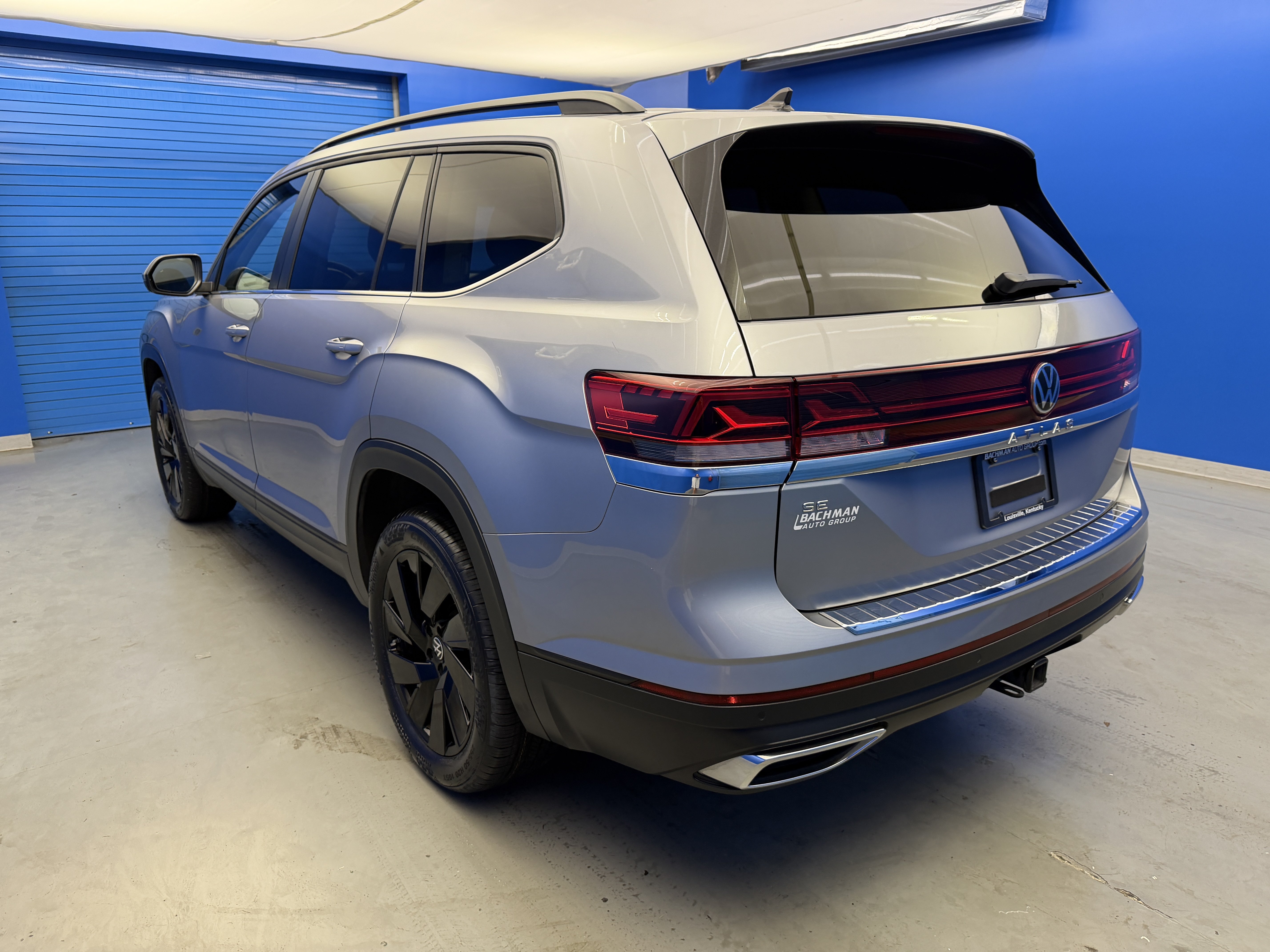 Certified 2024 Volkswagen Atlas SE FWD image 5