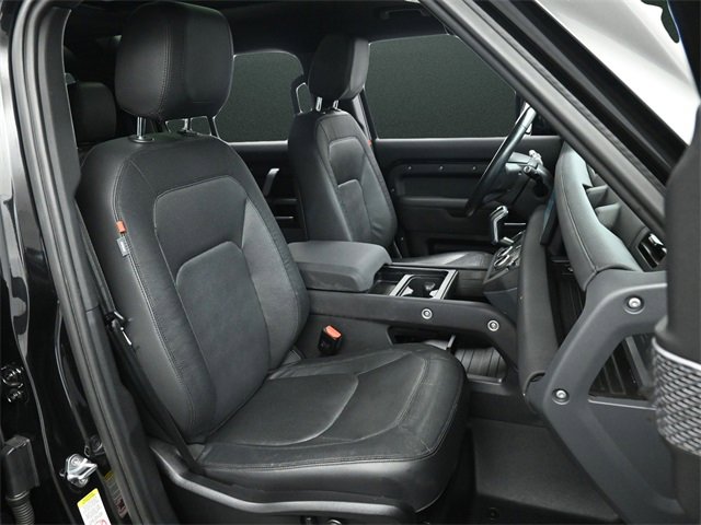 Used 2023 Land Rover Defender 110 X-Dynamic SE image 22