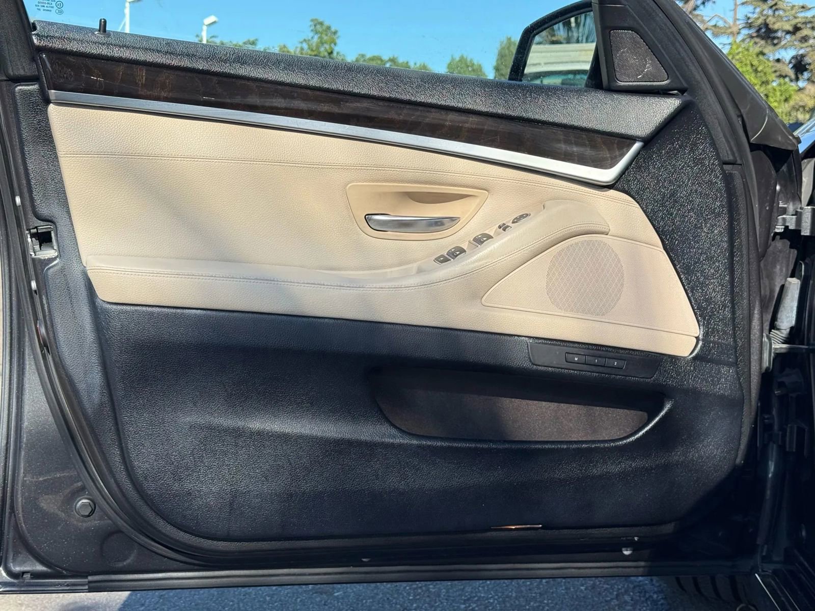 Used 2011 BMW 535i xDrive Sedan image 13