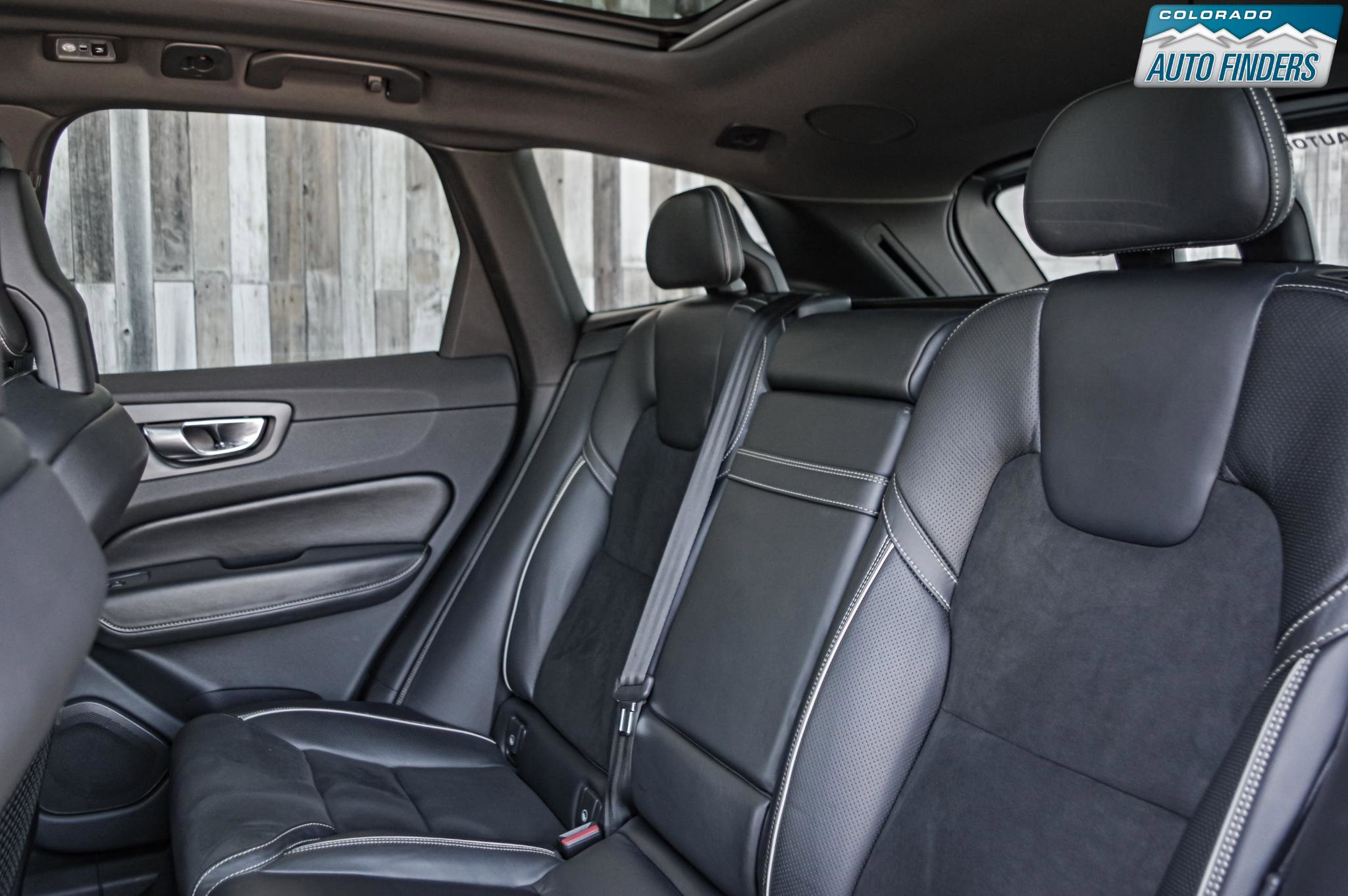 Used 2018 Volvo XC60 T6 R-Design w/ Convenience Package AWD/4WD image 25
