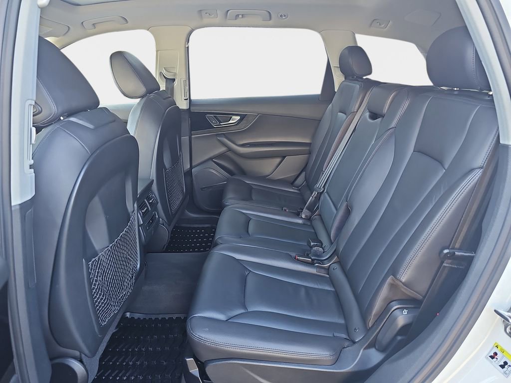 Used 2018 Audi Q7 3.0T Premium Plus w/ Premium Plus Package image 18