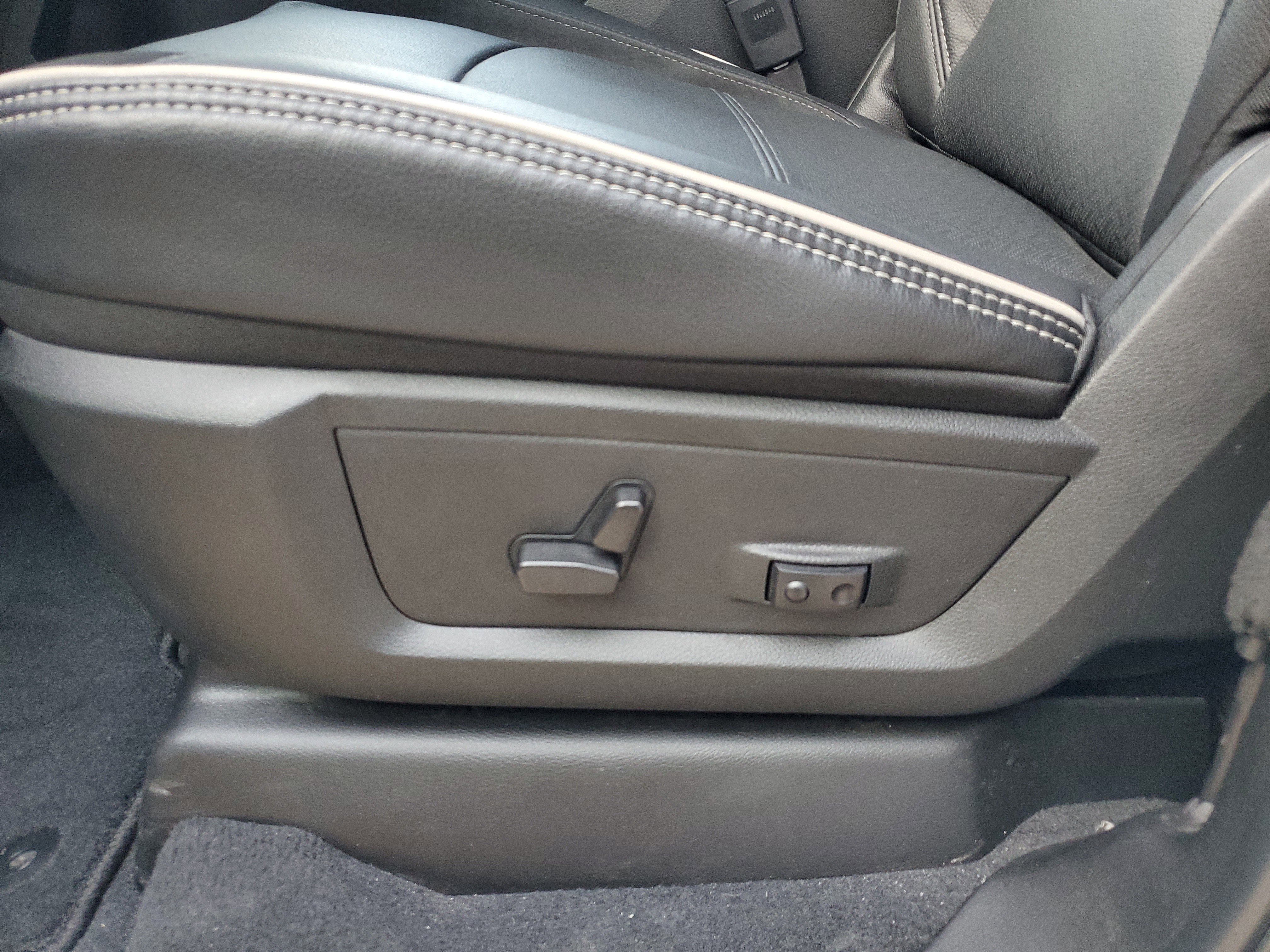 Used 2025 RAM 2500 Laramie image 9