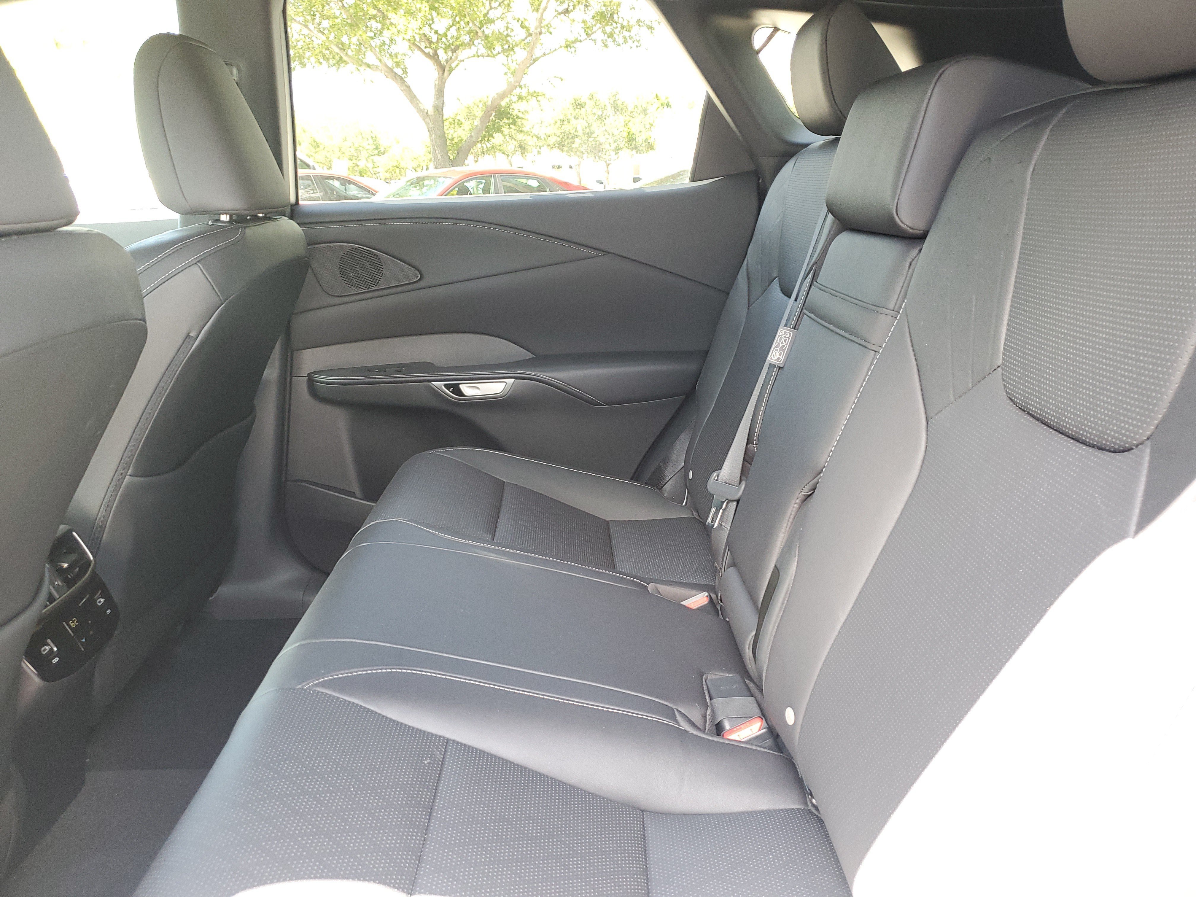 Used 2024 Lexus RX 350 Premium Plus w/ Convenience Package FWD image 13