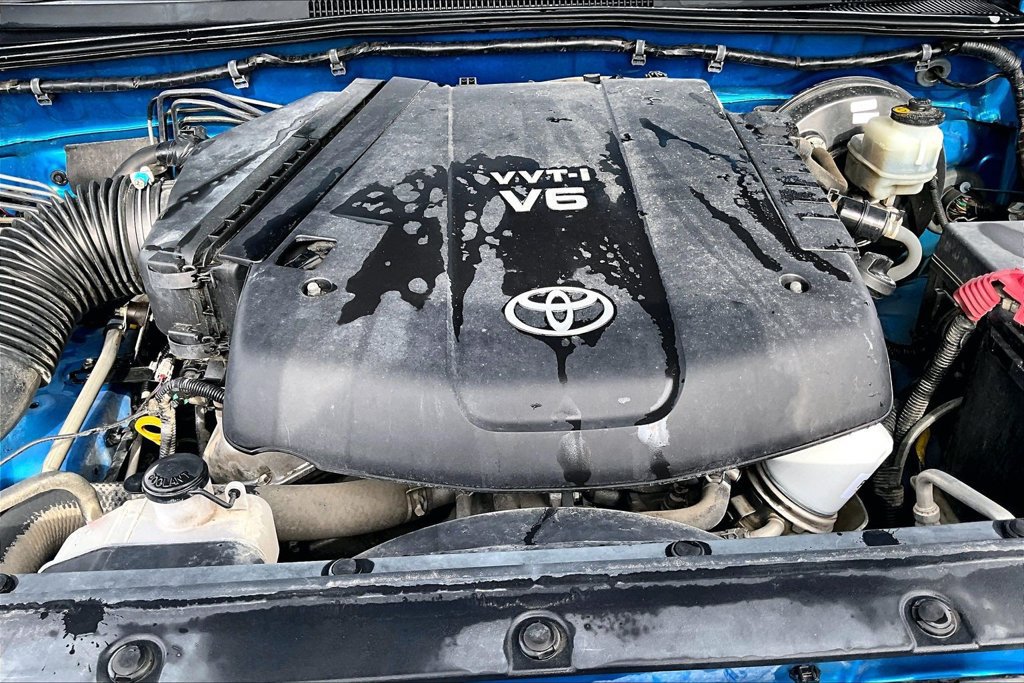 Used 2009 Toyota Tacoma PreRunner w/ TRD Off-Road Pkg RWD image 9