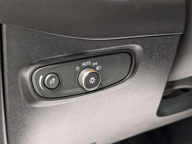 Certified 2018 Chevrolet Equinox LS w/ LPO, Protection Package FWD image 15