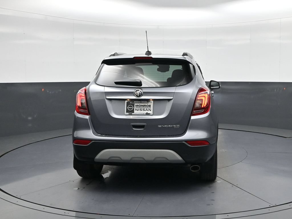 Used 2019 Buick Encore Essence w/ Experience Buick Package AWD/4WD image 6