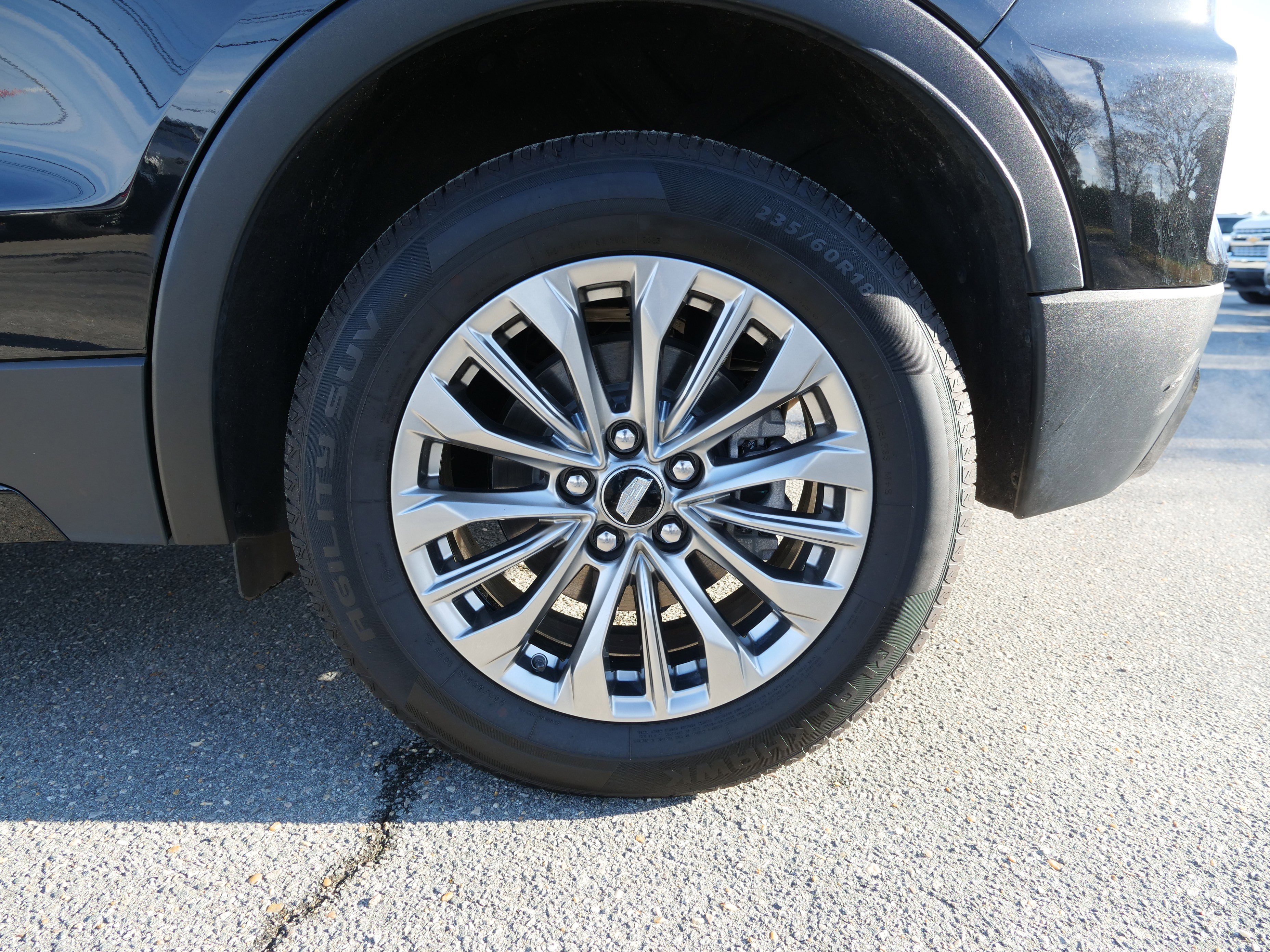 Certified 2024 Cadillac XT4 Premium Luxury image 9