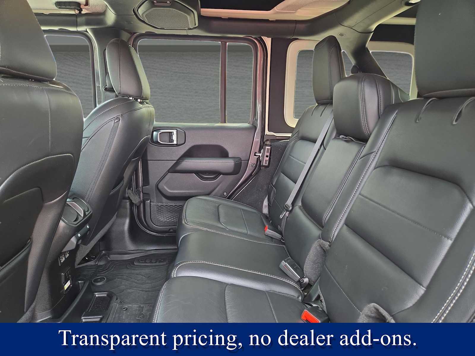 Used 2020 Jeep Wrangler Unlimited Sahara image 27