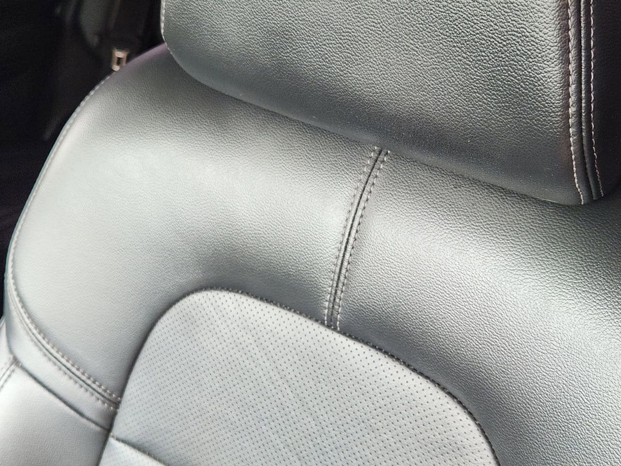 Certified 2023 Honda HR-V EX-L image 14