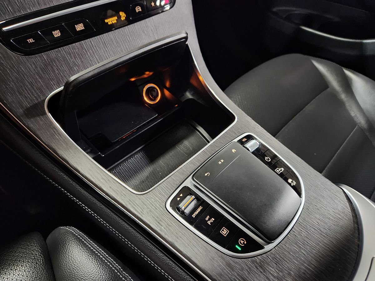 Used 2021 Mercedes-Benz GLC 300 image 39
