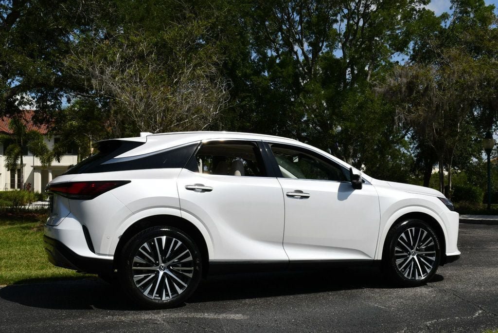 Used 2023 Lexus RX 350 Premium Plus w/ Accessory Package FWD image 6