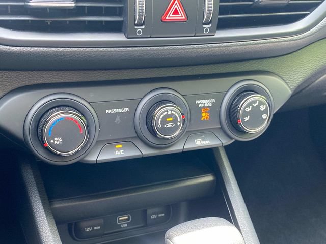 Used 2023 Kia Forte LXS w/ LXS Technology Package FWD image 25